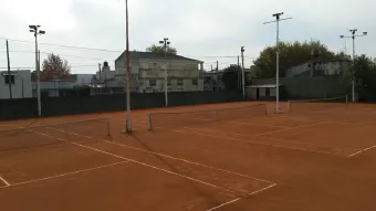 AACFQ - Asociación Alemana de Cultura Física de Quilmes — cancha en Quilmes