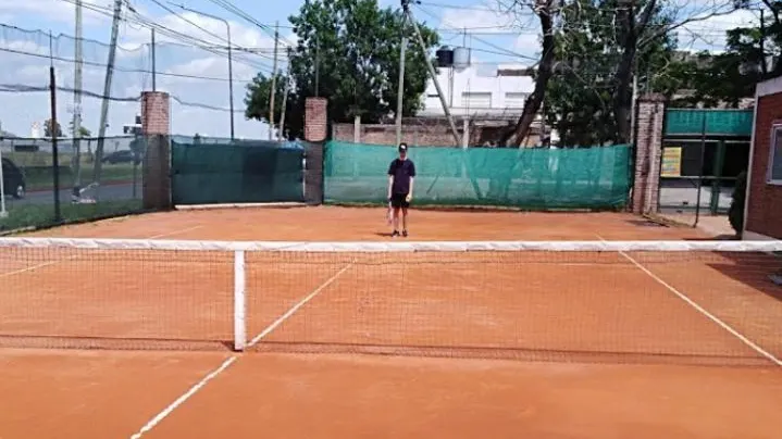 Alcorta Tenis — cancha en Morón